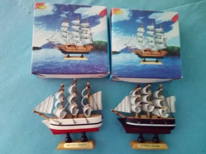 Miniatura de Barco a Vela Artesanato Colecionador oferta aproveite Decoração cada