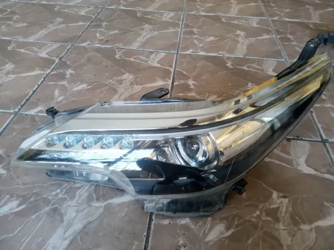 Farol Esquerdo Toyota Sw4 Led 2018 2019