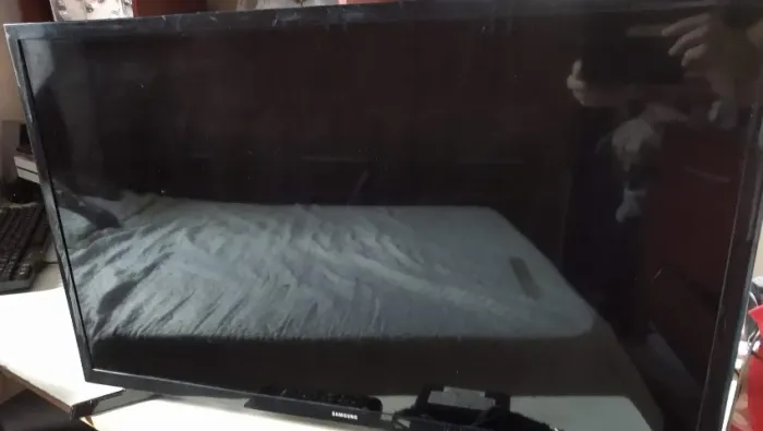 Peças Tv Samsung 32 Polegadas Mod Un32j4300ag DefeitoTela trincada