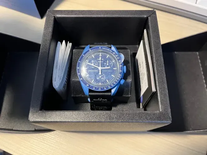 Swhatch Blue