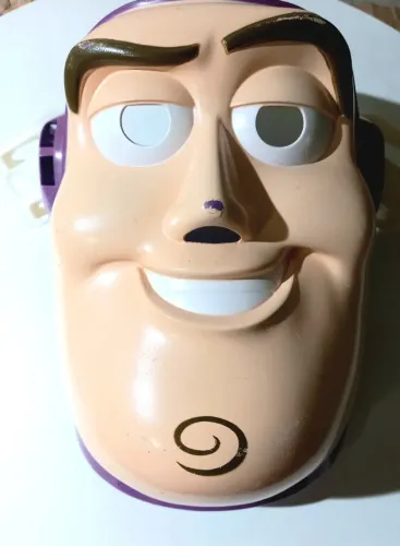 Acabamento da bicicleta Bandeirantes Buzz Light Years