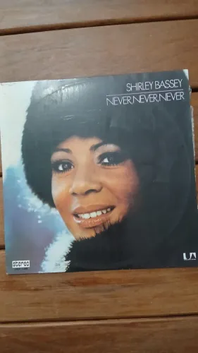 LP Shirley Bassey Never,Never,,never usado