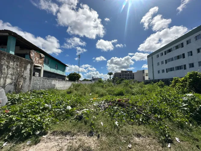 Lote / Terreno - Candeias