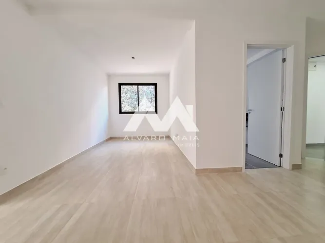 Apartamento novo - 2 quartos com armários - 2 vagas - Ao lado do Verde Mar - Serra BH