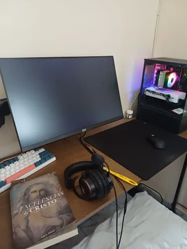 Pc xeon completo + periféricos menos o monitor