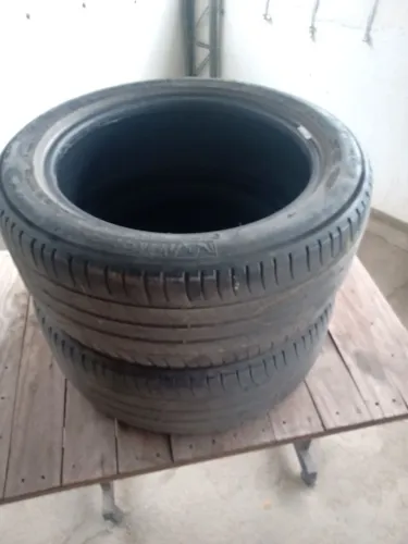 Pneu Michelin 215/50/17.