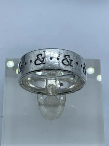 Lindo anel de prata tamanho 18