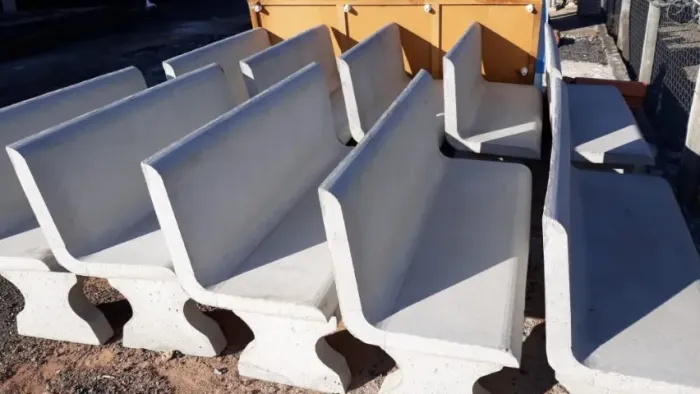 Bancos e mesas de cimento - Taubaté e região