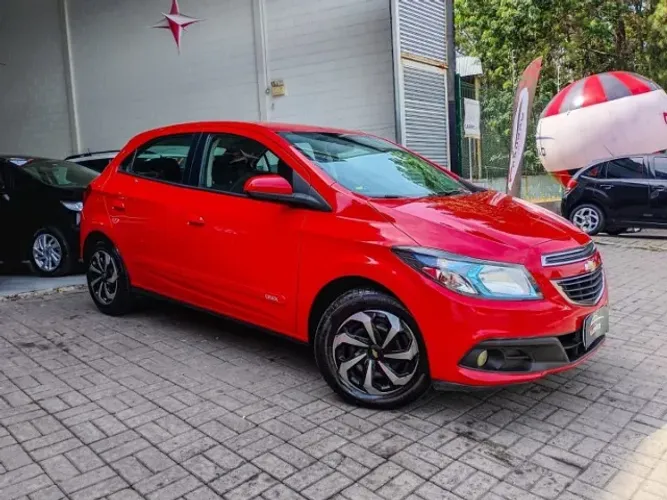 Chevrolet Onix Hatch LT 1.4 8V Flex Power Mec. 4P 2015