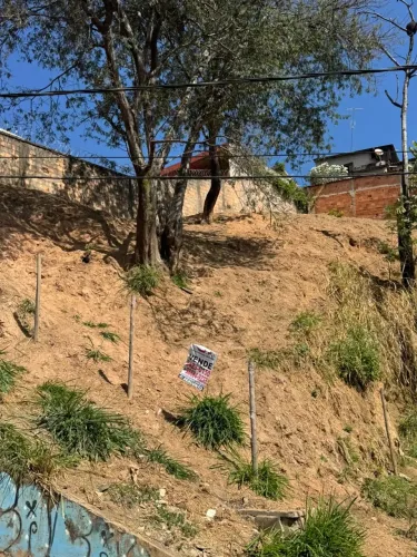 Lote no bairro Tupi, BH.