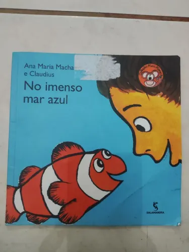 No Imenso Mar Azul