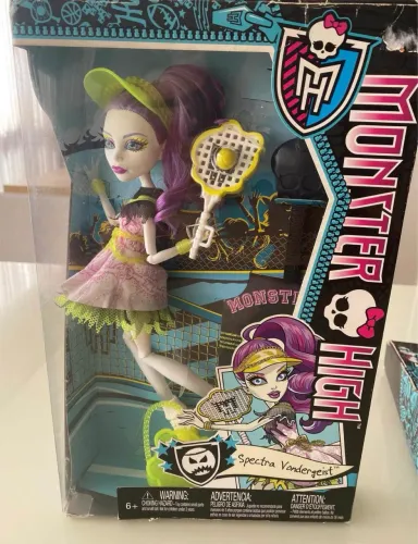 Monster High Spectra Vondergeist. Nova, Lacrada.