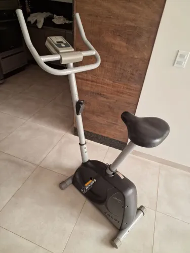 Bicicleta ergometrica caloi Classic cla10