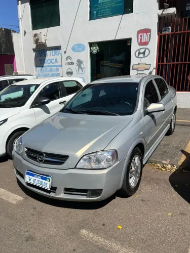 Astra Sed 2.0 8V 4P 2005