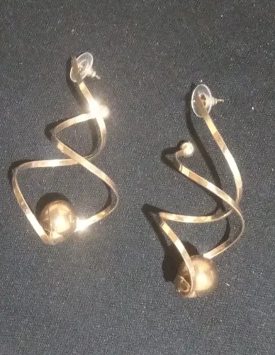 Brinco Grande Dourado Feminino
