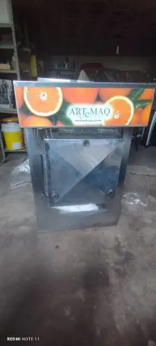 Venda de máquina profissional para suco de laranja