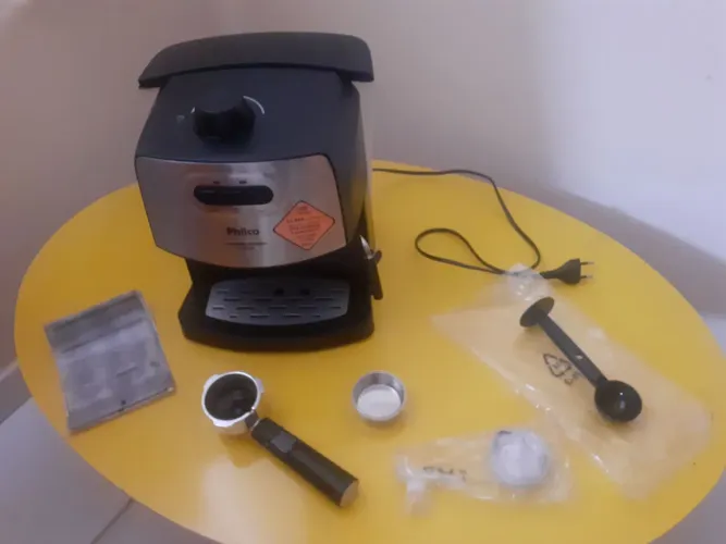 Cafeteira expresso Philco inox