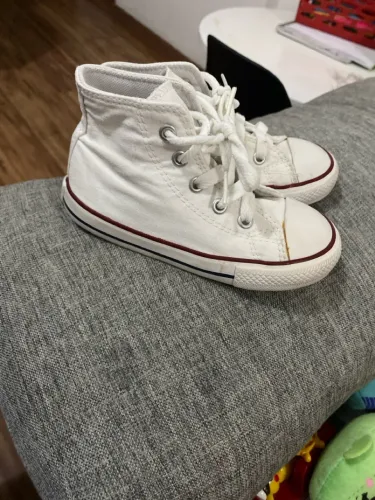Tênis All Star branco Tam 23