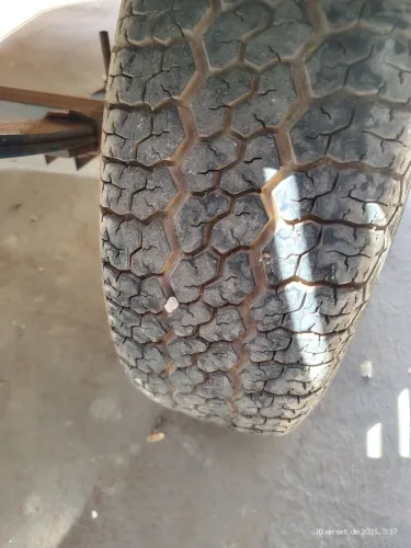 Carretinha de carro ano e modelo 2014