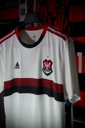 Manto sagrado Flamengo 2019 Rodrigo Caio