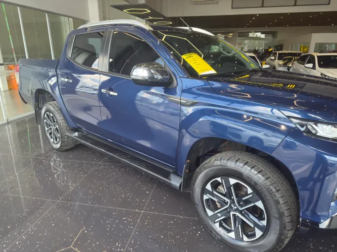 Mitsubishi L200 Triton Sport HPE-S 2.4 CD Dies. AUT 2023