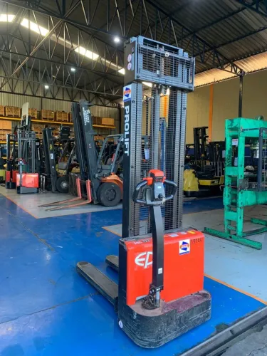 Empilhadeira Elétrica Patolada direto fábrica - Prolift P12