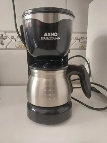 Cafeteira inox ARNO 12 xícaras