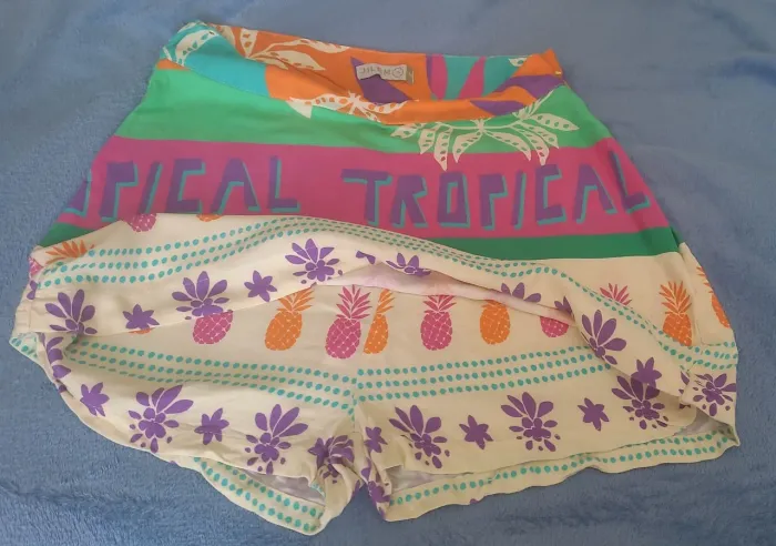 Short saia Farm.tropical tam M