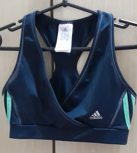 Top  Esportivo Adidas  - Tamanho P