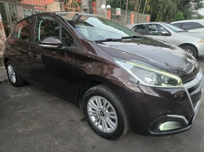 Peugeot 208 Active 1.2 Flex 12V 5P Mec. 2019