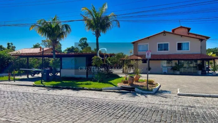 Casa de condomínio à venda em Cabo Frio, Peró, com 2 quartos, 161,79m²