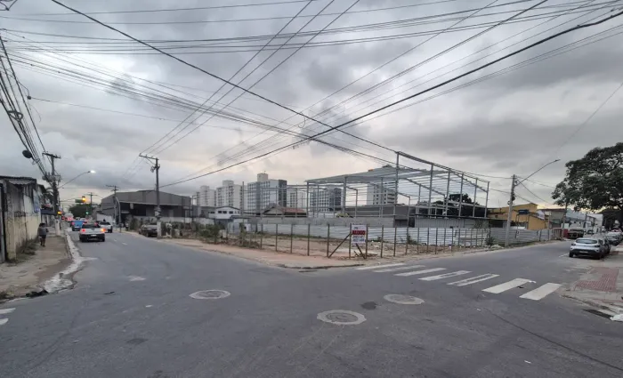Terreno para locação - Avenida Comercial em Jardim Limoeiro - Serra - ES