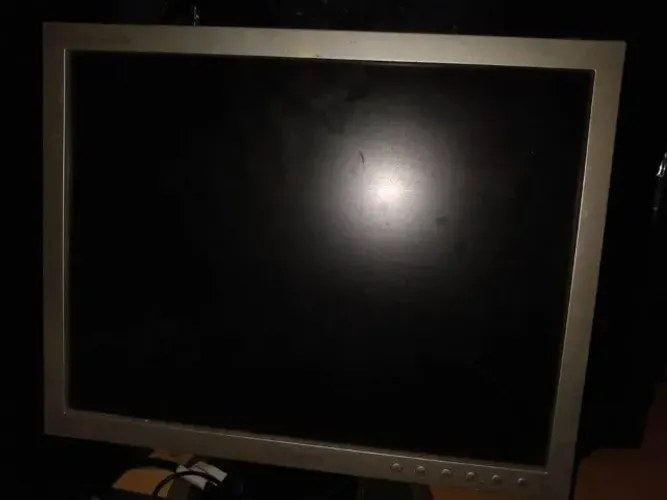 monitor de computador novinho, TENHO UM LG E UM SANSUNG