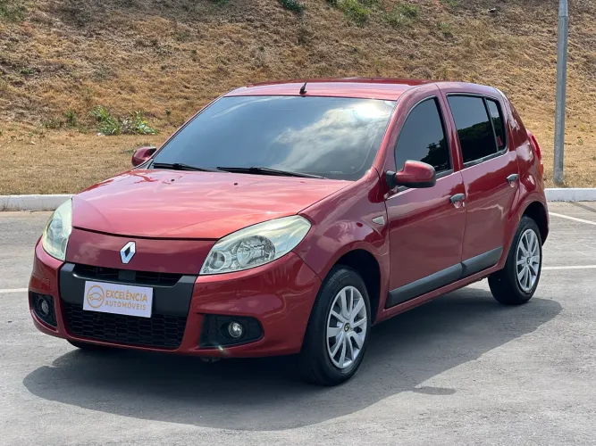 Renault Sandero Expression 1.6 8V Flex - Completo, 4 pneus novos!