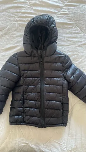 Jaqueta infantil puffer com capuz TAM. 2 a 4 anos