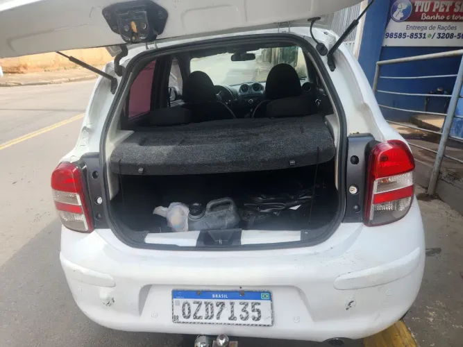 Nissan March SV 1.6 16V Flex Fuel 2014