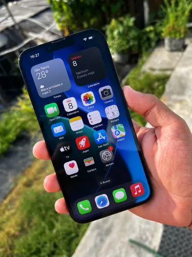 iPhone 14 Plus