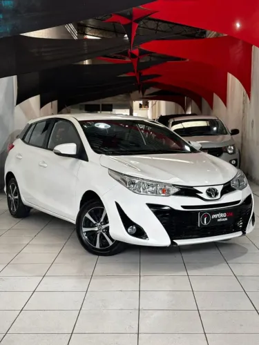 Toyota Yaris XS 1.5 Flex 16V 5P Aut. 2021
