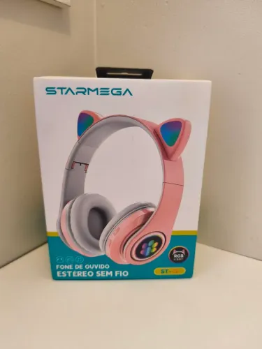 Fone de ouvido preto gatinho