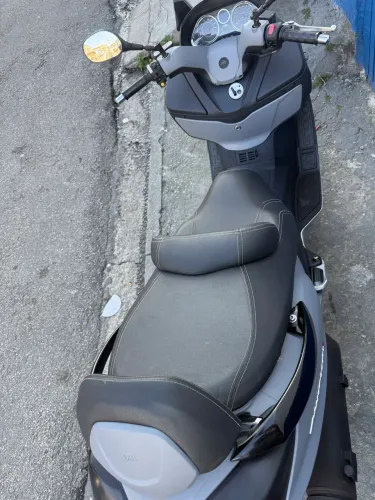 Maxsym 400 vendo ou te 
