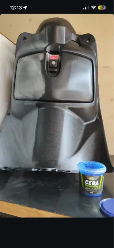 Cera Revitalizadora de Plásticos 150g Unifort