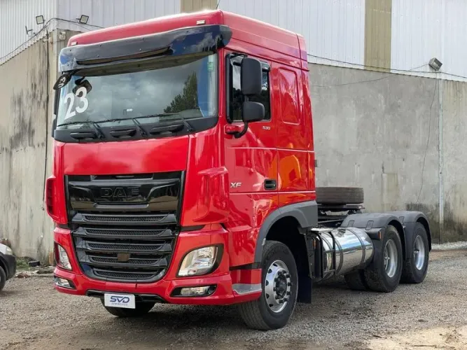 DAF XF 530 6X4 ANO 2023 EURO 5 - COM 438 MIL KM - PERSONALIZADO BLACK PIANO