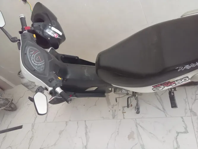 Traxx sya 50 muito bonita e boa 4 Macha
