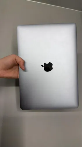 Macbook Retina 12? 2017