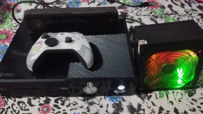 Xbox one FAT 1t completo pego escapamento dore com volta ou celular 