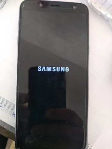 Samsung Galaxy J6 (SM-J600GT/DS) (Defeito no display)