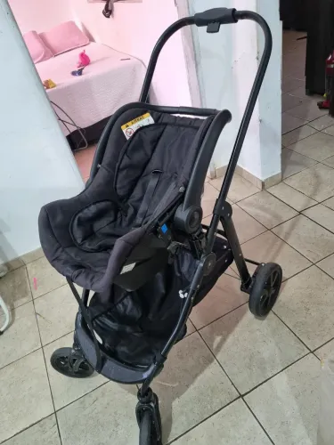 Carrinho de bebê Galzerano Olympus com Bebê Conforto e Base