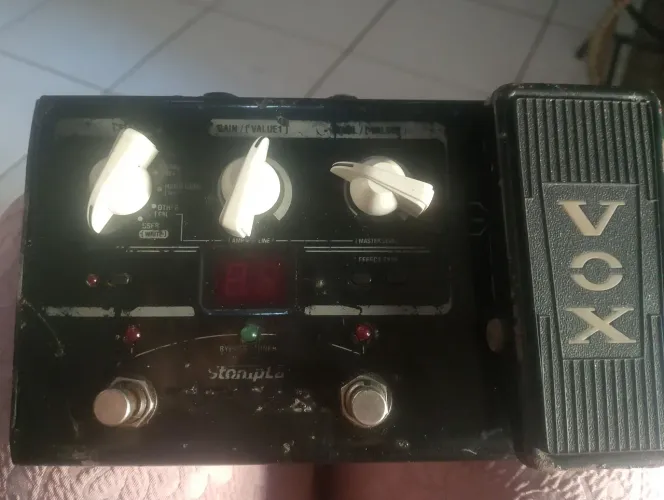 Pedaleira vox stomplab g2