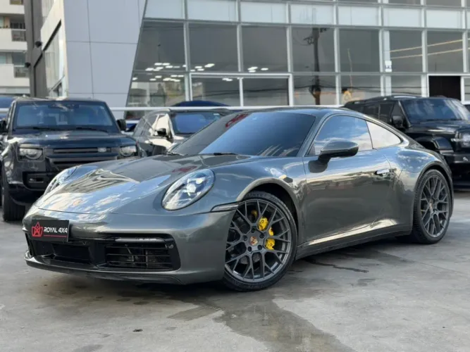 Porsche 911 Carrera 3.0 24V H6 PDK 2020