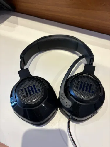 Oportunidade - Headset/Fone JBL Quantum 100 com Fio e Microfone